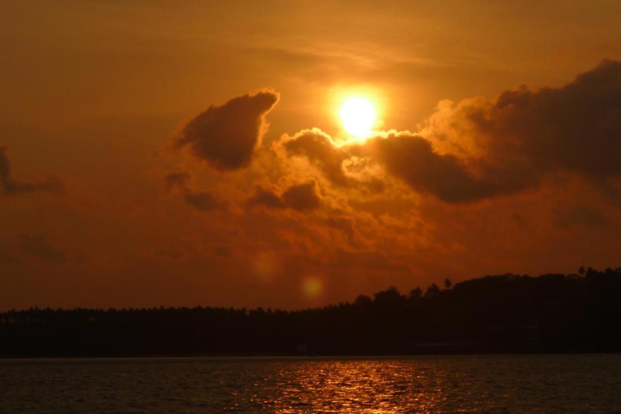 普吉岛-瓶庐海景度假酒店 Phuket Pl Seaview Resort Patong Bagian luar foto